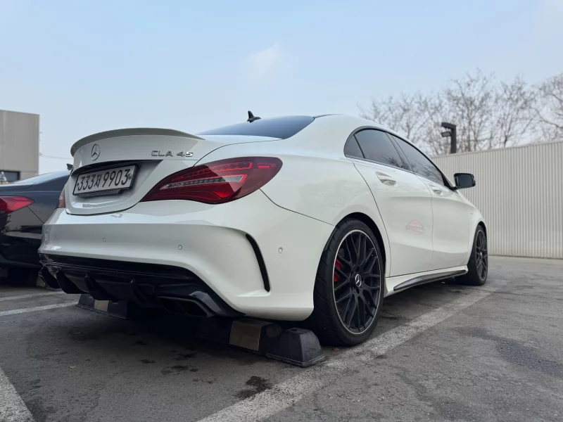 Mercedes-Benz CLA-Class