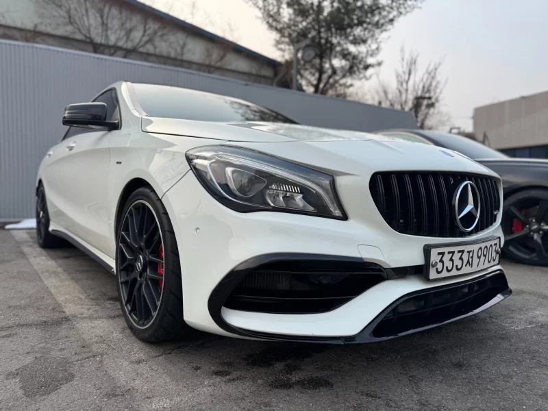 Mercedes-Benz CLA-Class