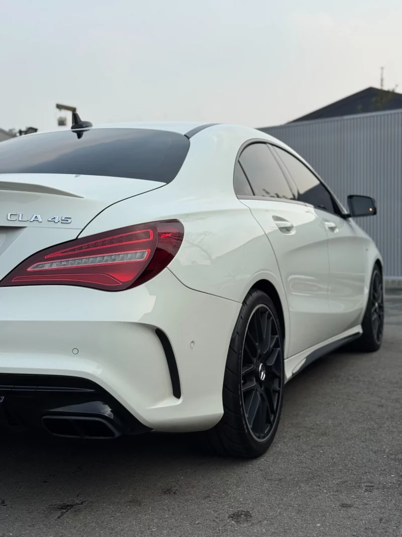 Mercedes-Benz CLA-Class