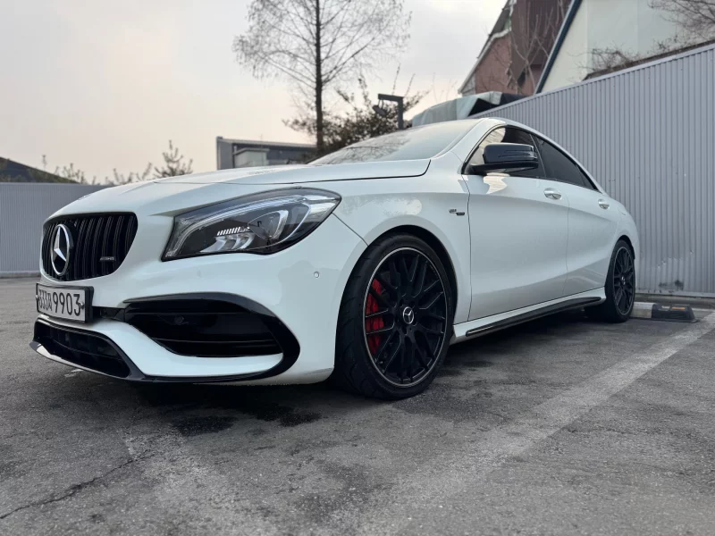 Mercedes-Benz CLA-Class
