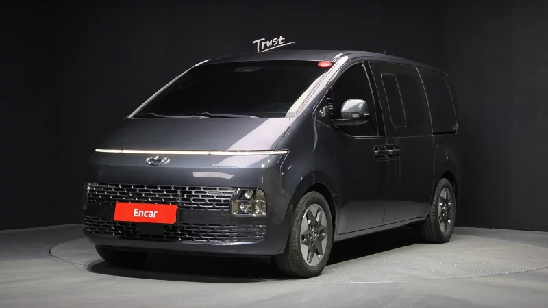 Hyundai Staria