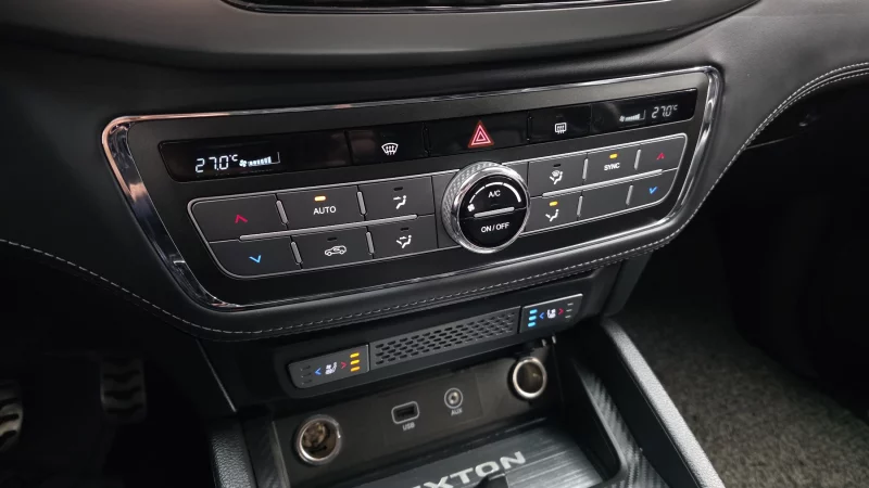 SsangYong Rexton Sports