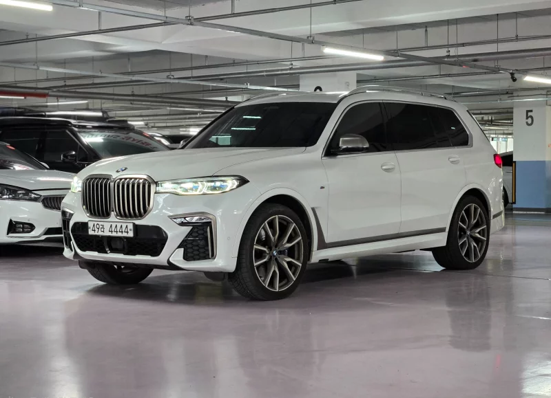 BMW X7