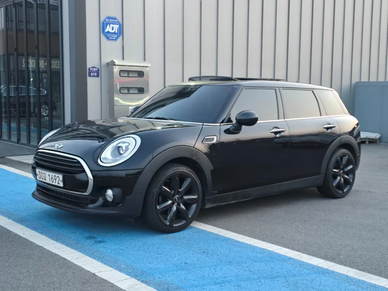 MINI Clubman