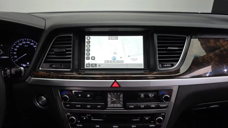 Hyundai Genesis