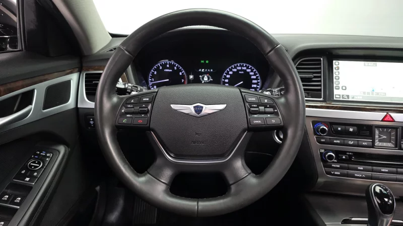 Hyundai Genesis