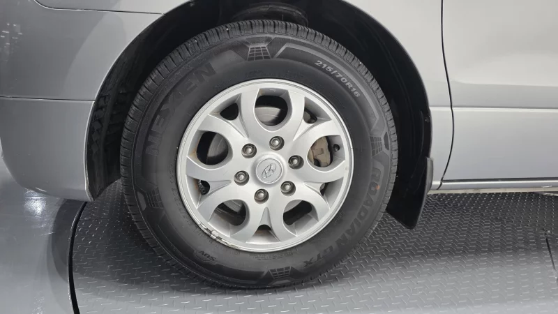 Hyundai Grand Starex