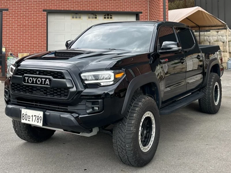 Toyota Tacoma