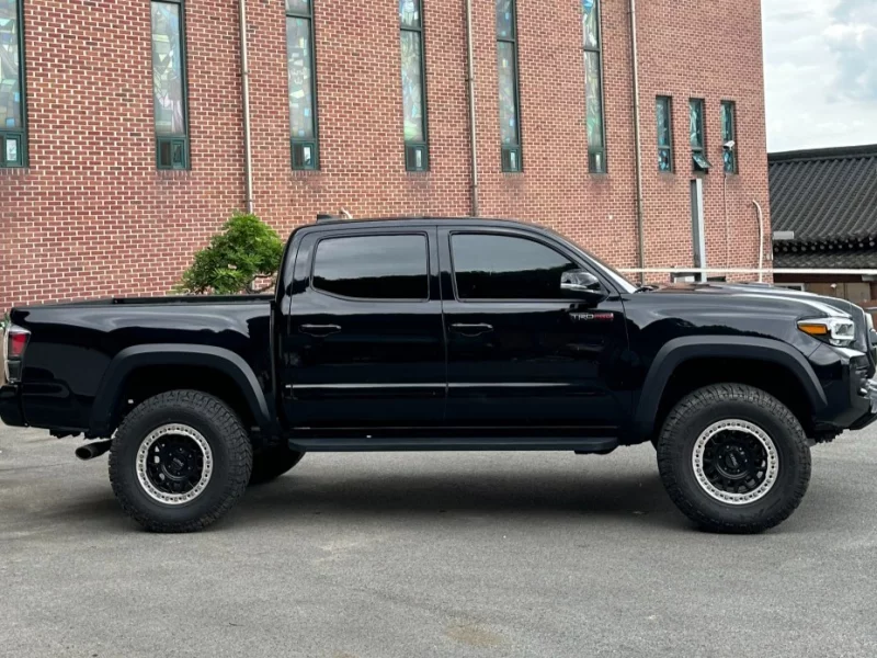 Toyota Tacoma