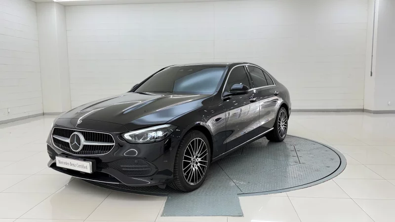 Mercedes-Benz C-Class