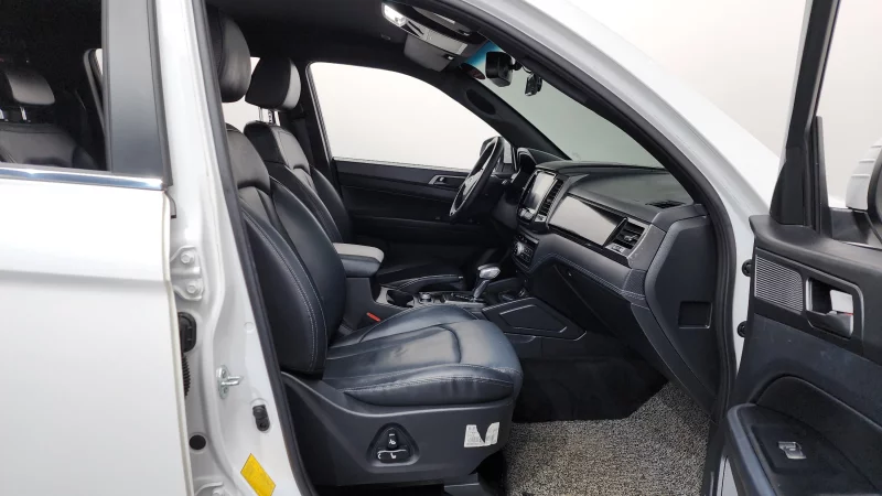 SsangYong Rexton Sports Khan