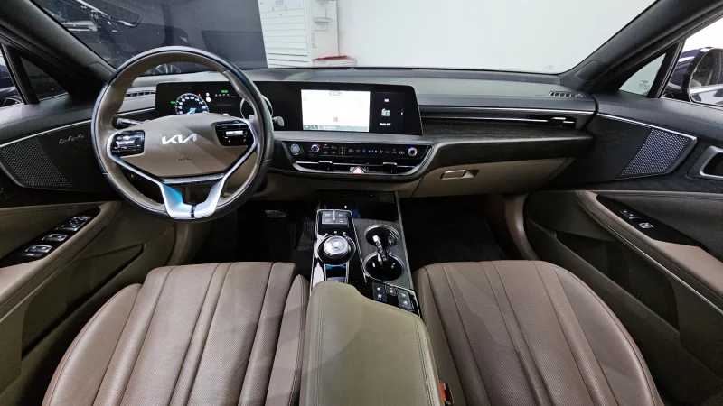 Kia K8
