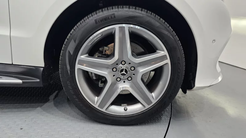 Mercedes-Benz GLE-Class