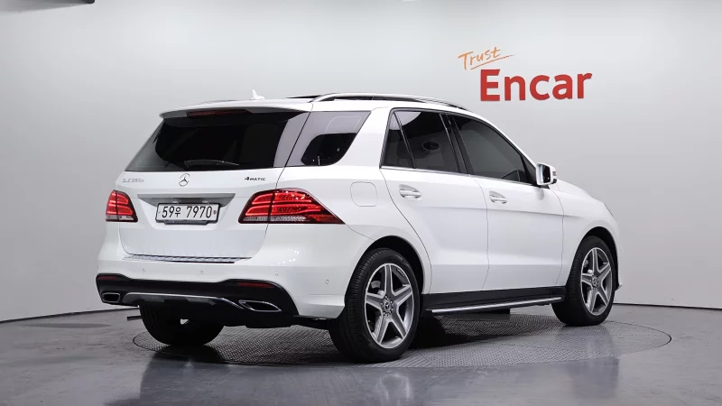 Mercedes-Benz GLE-Class