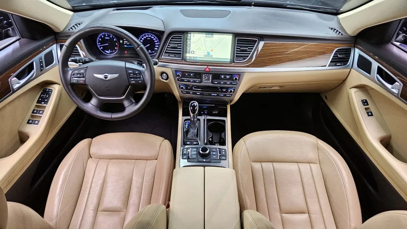 Hyundai Genesis