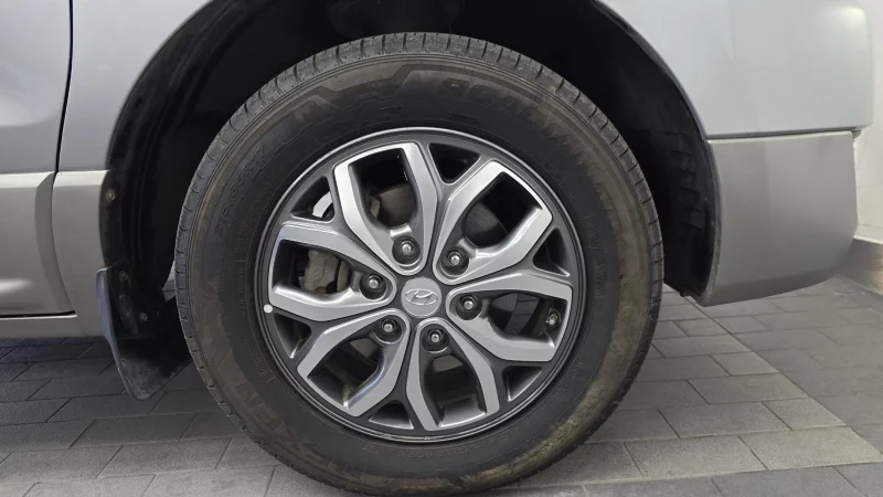 Hyundai Grand Starex