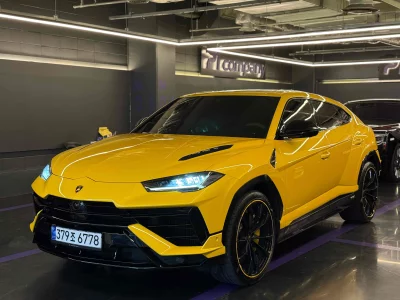 Lamborghini URUS