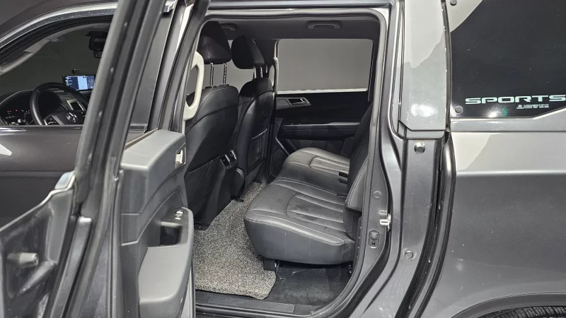 SsangYong Rexton Sports