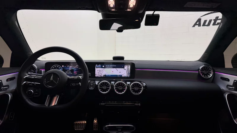 Mercedes-Benz CLA-Class