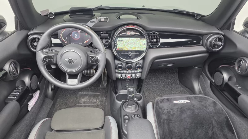 MINI Cooper Convertible