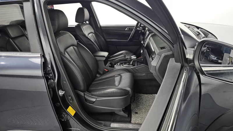 SsangYong Rexton Sports Khan