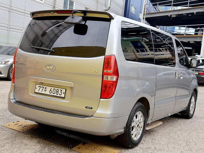 Hyundai Grand Starex