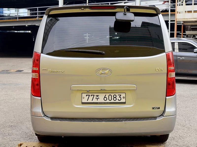 Hyundai Grand Starex