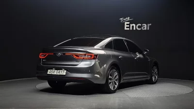Renault SM6