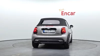 MINI Cooper Convertible