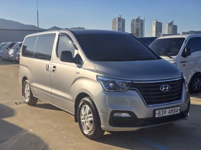 Hyundai Grand Starex