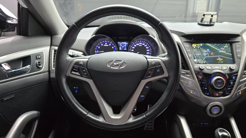 Hyundai Veloster