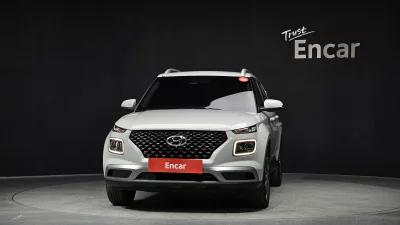 Hyundai Venue