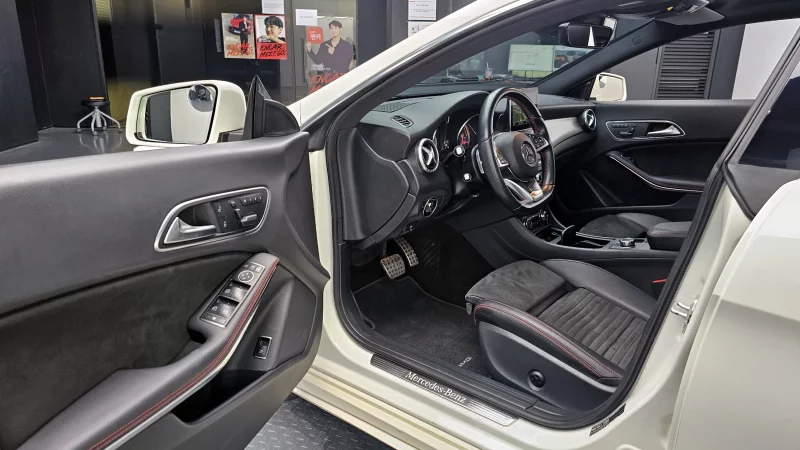 Mercedes-Benz CLA-Class