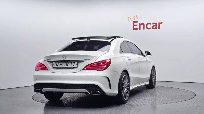 Mercedes-Benz CLA-Class