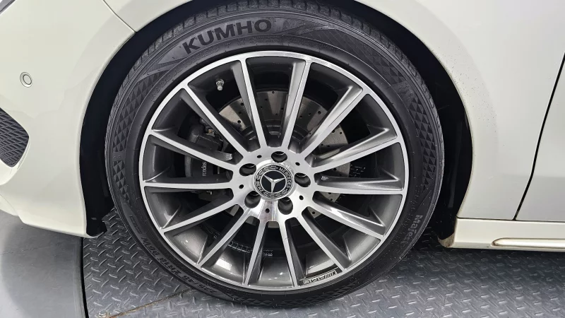 Mercedes-Benz CLA-Class