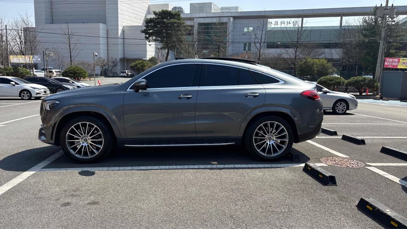 Mercedes-Benz GLE-Class