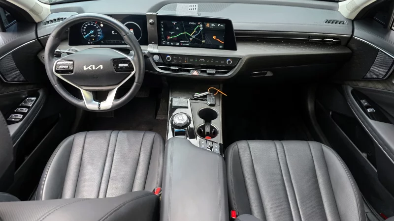 Kia K8