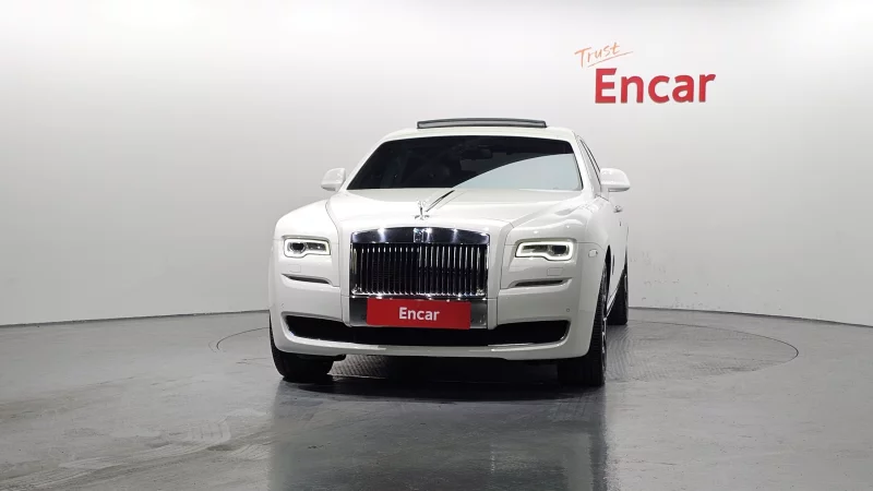Rolls-Royce GHOST