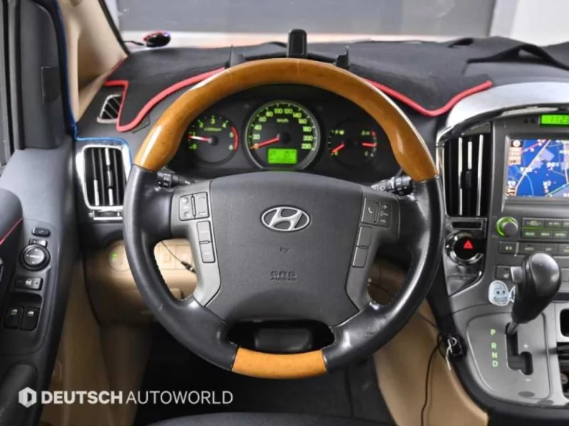 Hyundai Grand Starex