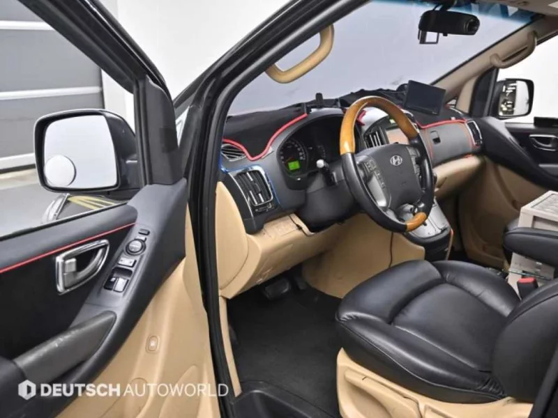 Hyundai Grand Starex