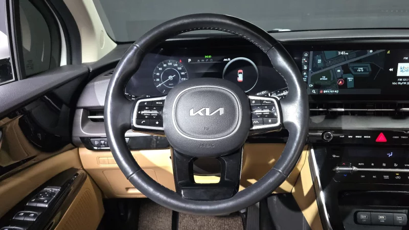 Kia Carnival