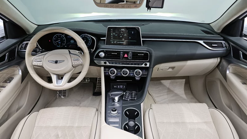 Genesis G70