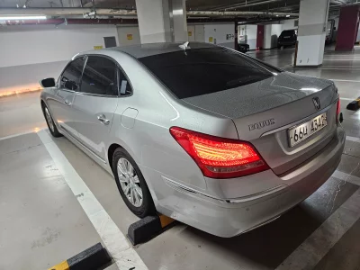 Hyundai Equus