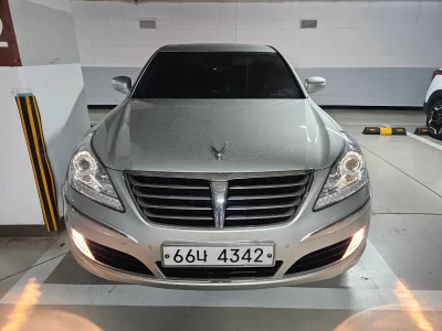 Hyundai Equus