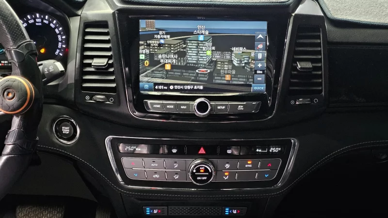 SsangYong Rexton Sports Khan