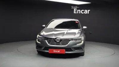 Renault SM6