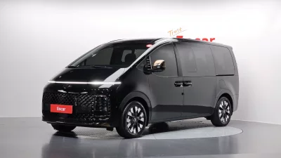 Hyundai Staria