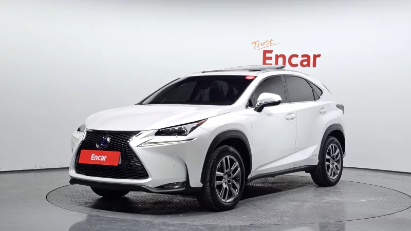 Lexus NX300h