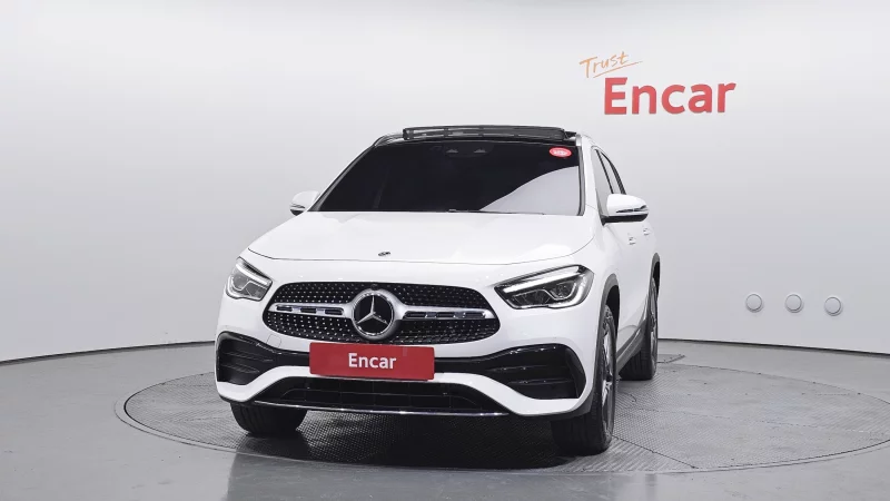 Mercedes-Benz GLA-Class