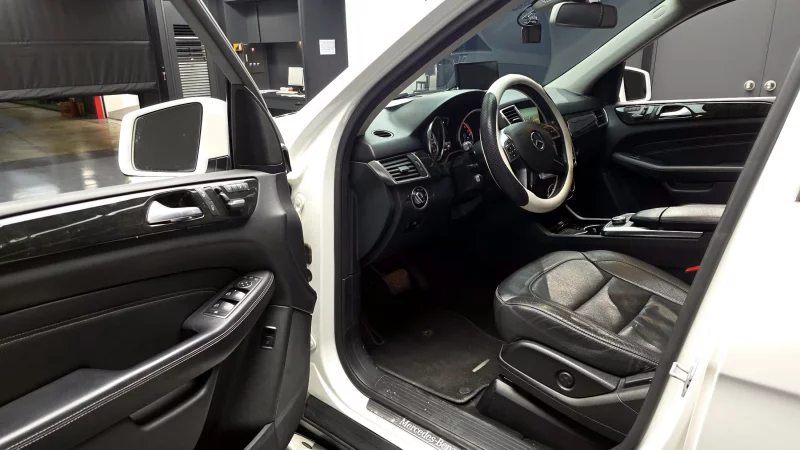 Mercedes-Benz M-class